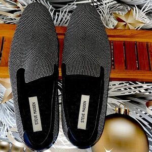 Steve Madden dress shoes. Glitzy and stylish.